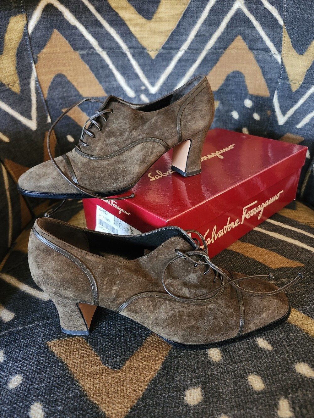 Sale 🥰 Salvatore Ferragamo Favola Suede Lace-Up Heels 7.5B New Vintage AMAZING - Picture 2 of 7